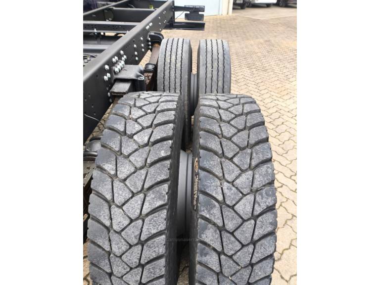 MERCEDES-BENZ - ATEGO 2430 - 2015/2016 - Branca - Sob Consulta