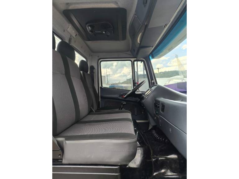 MERCEDES-BENZ - 1718 - 2009/2009 - Branca - Sob Consulta