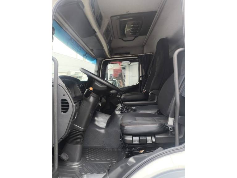 MERCEDES-BENZ - ATEGO 1726 - 2017/2017 - Branca - Sob Consulta