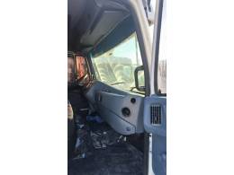 MERCEDES-BENZ - 1215 - 2001/2001 - Branca - Sob Consulta