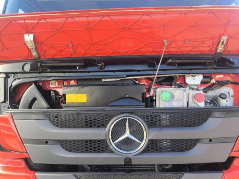 MERCEDES-BENZ - ATEGO 2426 - 2013/2013 - Vermelha - Sob Consulta