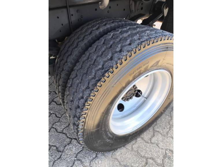 VOLKSWAGEN - 8-160 - 2013/2013 - Branca - Sob Consulta