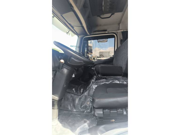 MERCEDES-BENZ - ATEGO 1726 - 2017/2017 - Branca - Sob Consulta