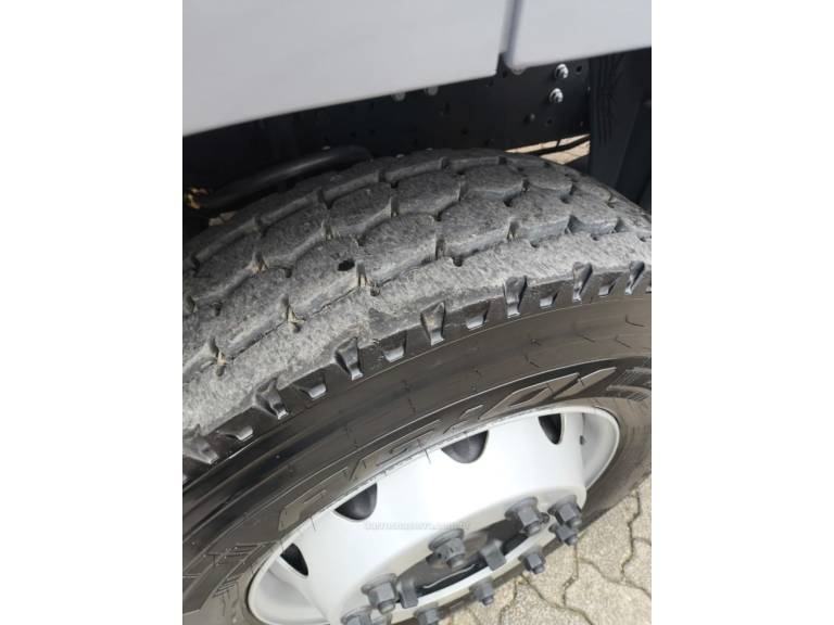 MERCEDES-BENZ - ATEGO 2430 - 2015/2016 - Branca - Sob Consulta