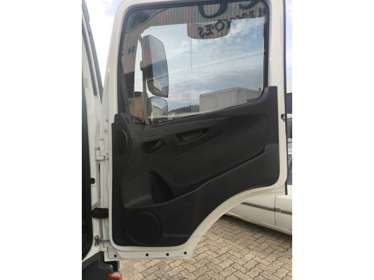 MERCEDES-BENZ - ATEGO 1726 - 2017/2017 - Branca - Sob Consulta