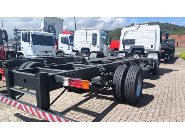 MERCEDES-BENZ - ATEGO 1726 - 2017/2017 - Branca - Sob Consulta