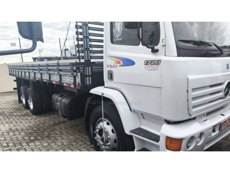 MERCEDES-BENZ - 1720 - 2003/2003 - Branca - Sob Consulta