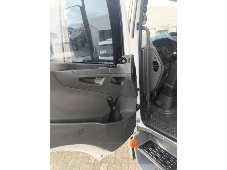 MERCEDES-BENZ - ATEGO 1726 - 2017/2017 - Branca - Sob Consulta