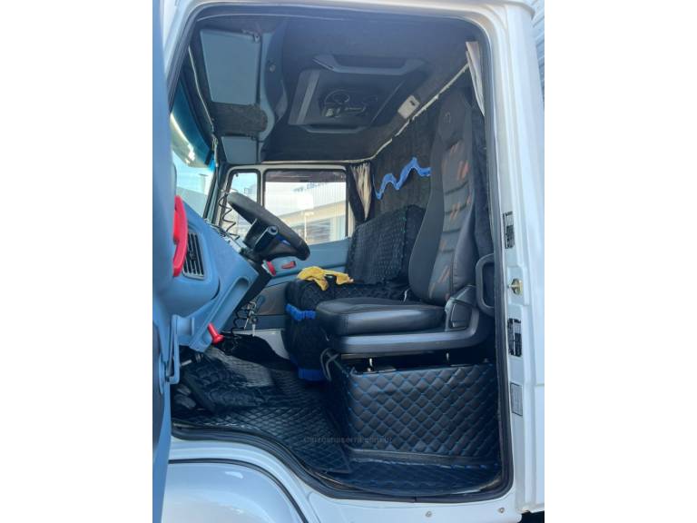 MERCEDES-BENZ - L-1218 - 1997/1997 - Branca - Sob Consulta