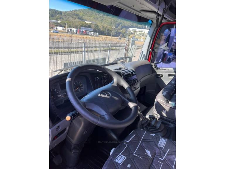 MERCEDES-BENZ - ATEGO 2425 - 2010/2010 - Vermelha - Sob Consulta