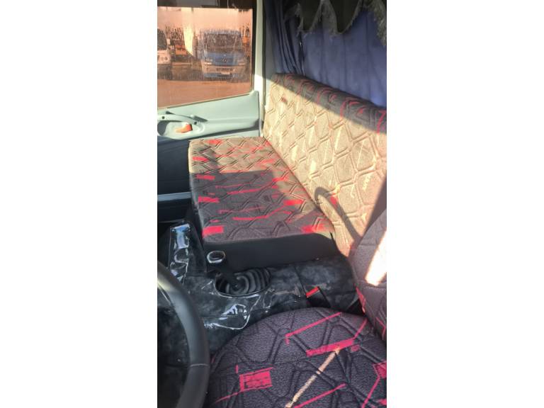 MERCEDES-BENZ - 1215 - 2001/2001 - Branca - Sob Consulta