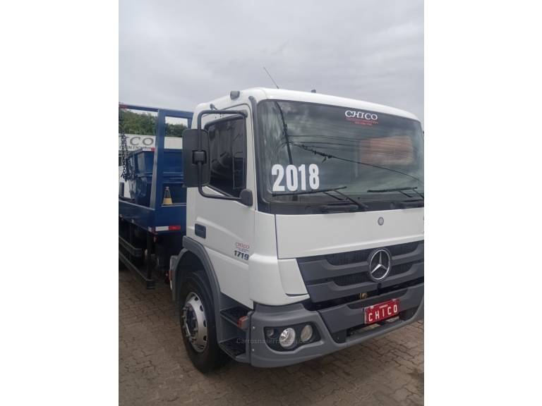 MERCEDES-BENZ - ATEGO 1719 - 2017/2018 - Branca - Sob Consulta