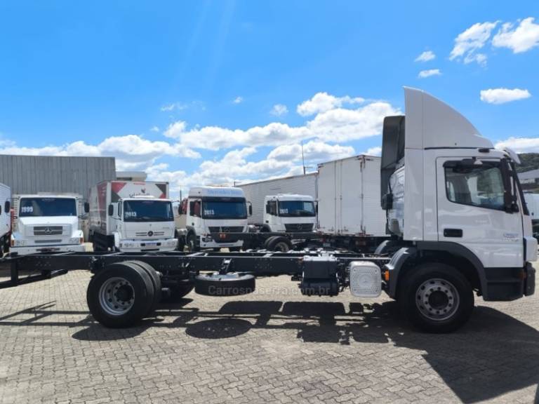 MERCEDES-BENZ - ATEGO 1726 - 2017/2017 - Branca - Sob Consulta
