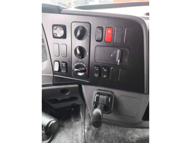 MERCEDES-BENZ - ATEGO 2430 - 2015/2016 - Branca - Sob Consulta