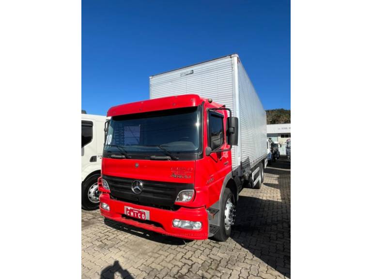 MERCEDES-BENZ - ATEGO 2425 - 2010/2010 - Vermelha - Sob Consulta