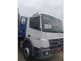 MERCEDES-BENZ - ATEGO 1719 - 2017/2018 - Branca - Sob Consulta