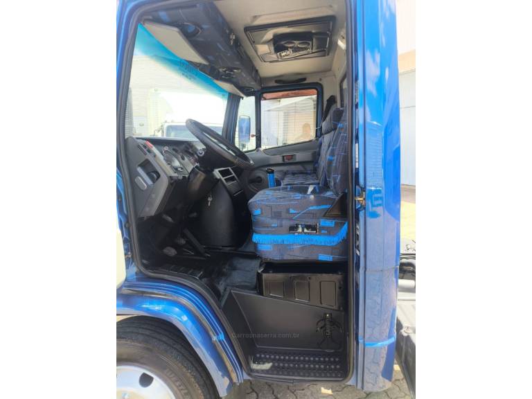 MERCEDES-BENZ - 710 - 2010/2010 - Azul - Sob Consulta