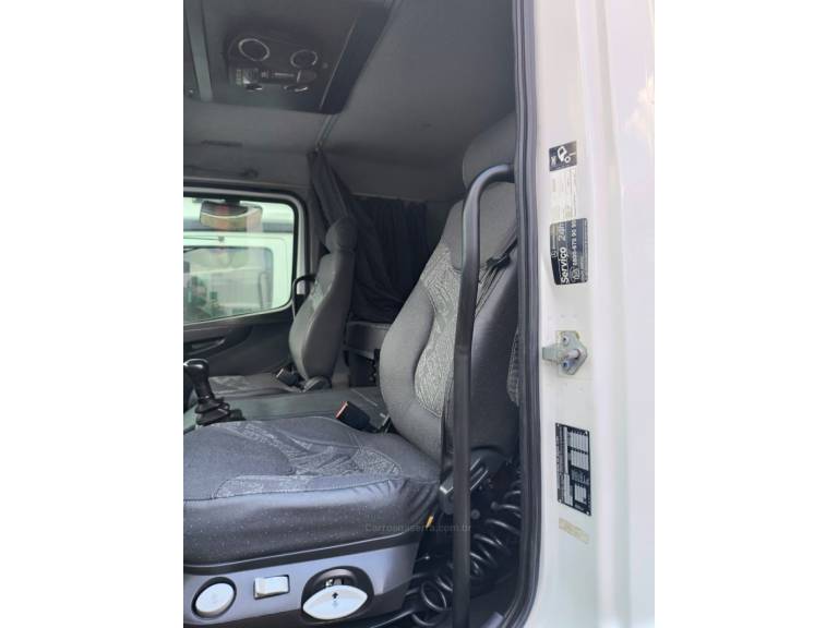 MERCEDES-BENZ - ATEGO 2429 - 2014/2014 - Branca - Sob Consulta