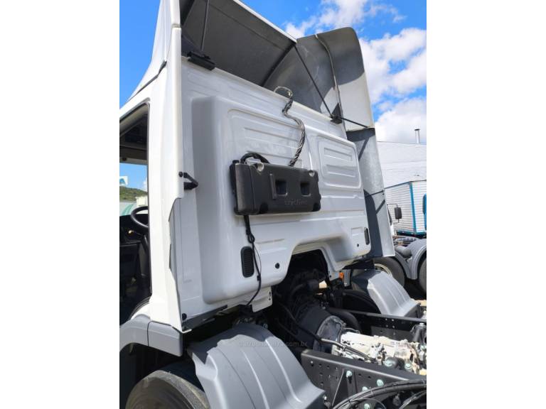 MERCEDES-BENZ - ATEGO 1726 - 2017/2017 - Branca - Sob Consulta