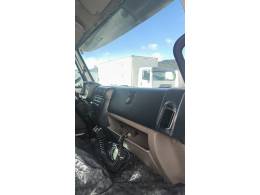 VOLKSWAGEN - 8-160 - 2013/2013 - Branca - Sob Consulta