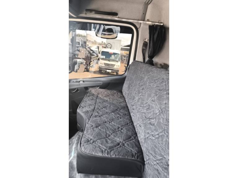 MERCEDES-BENZ - ATEGO 1726 - 2017/2017 - Branca - Sob Consulta