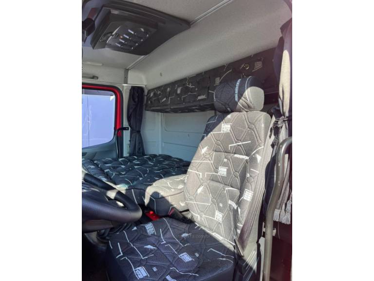 MERCEDES-BENZ - ATEGO 2425 - 2010/2010 - Vermelha - Sob Consulta