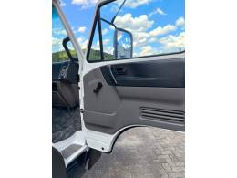 VOLKSWAGEN - 8-160 - 2013/2013 - Branca - Sob Consulta