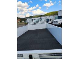 VOLKSWAGEN - 8-160 - 2013/2013 - Branca - Sob Consulta