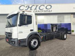 MERCEDES-BENZ - ATEGO 1726 - 2017/2017 - Branca - Sob Consulta