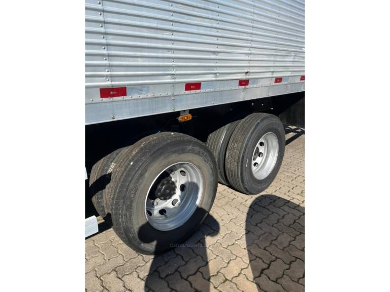MERCEDES-BENZ - ATEGO 2425 - 2010/2010 - Vermelha - Sob Consulta