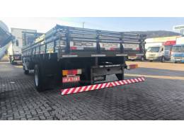 MERCEDES-BENZ - 1215 - 2001/2001 - Branca - Sob Consulta
